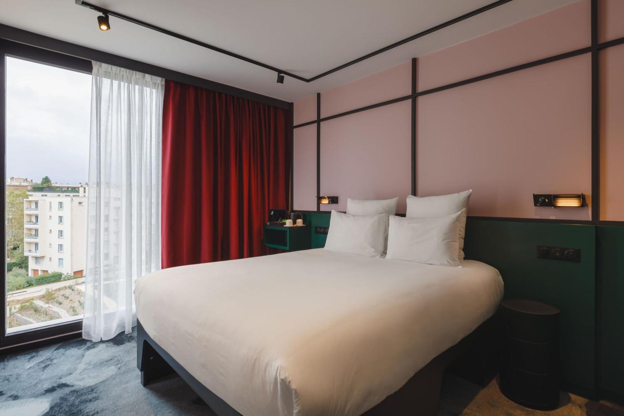 Отель Tribe Lyon Croix Rousse Экстерьер фото
